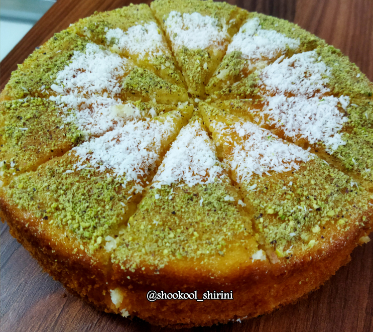 کیک عصرانه نارگیلی شیراز/کیک خانگی بدون مواد نگهدارنده/کیک ۸۰۰ گرمی مناسب ۸نفر/حداقل سفارش یک عدد کیک کامل
